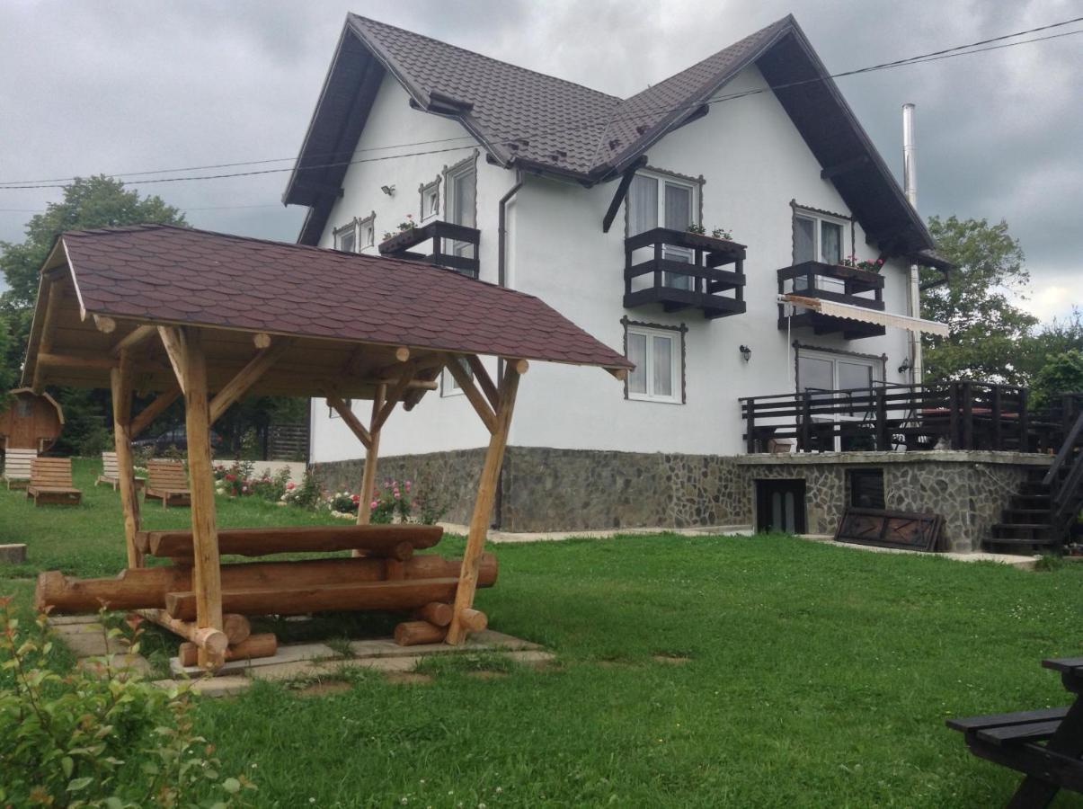 Elder Villa Törcsvár Kültér fotó