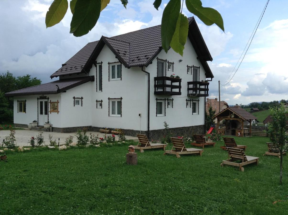 Elder Villa Törcsvár Kültér fotó