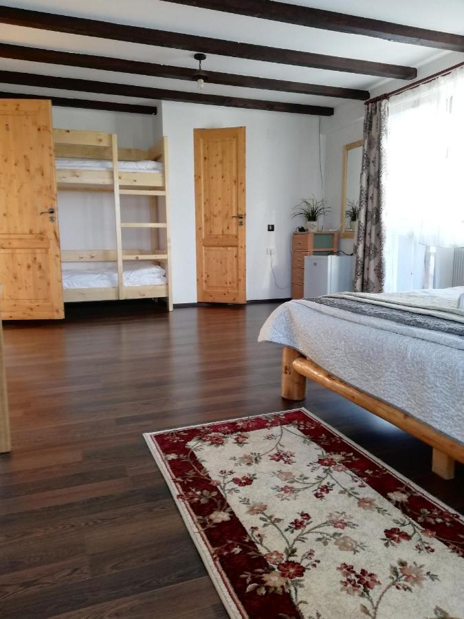 Elder Villa Törcsvár Kültér fotó